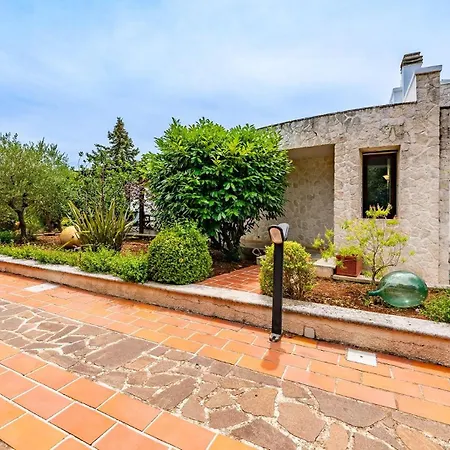 Villa Stella By Rentbeat
